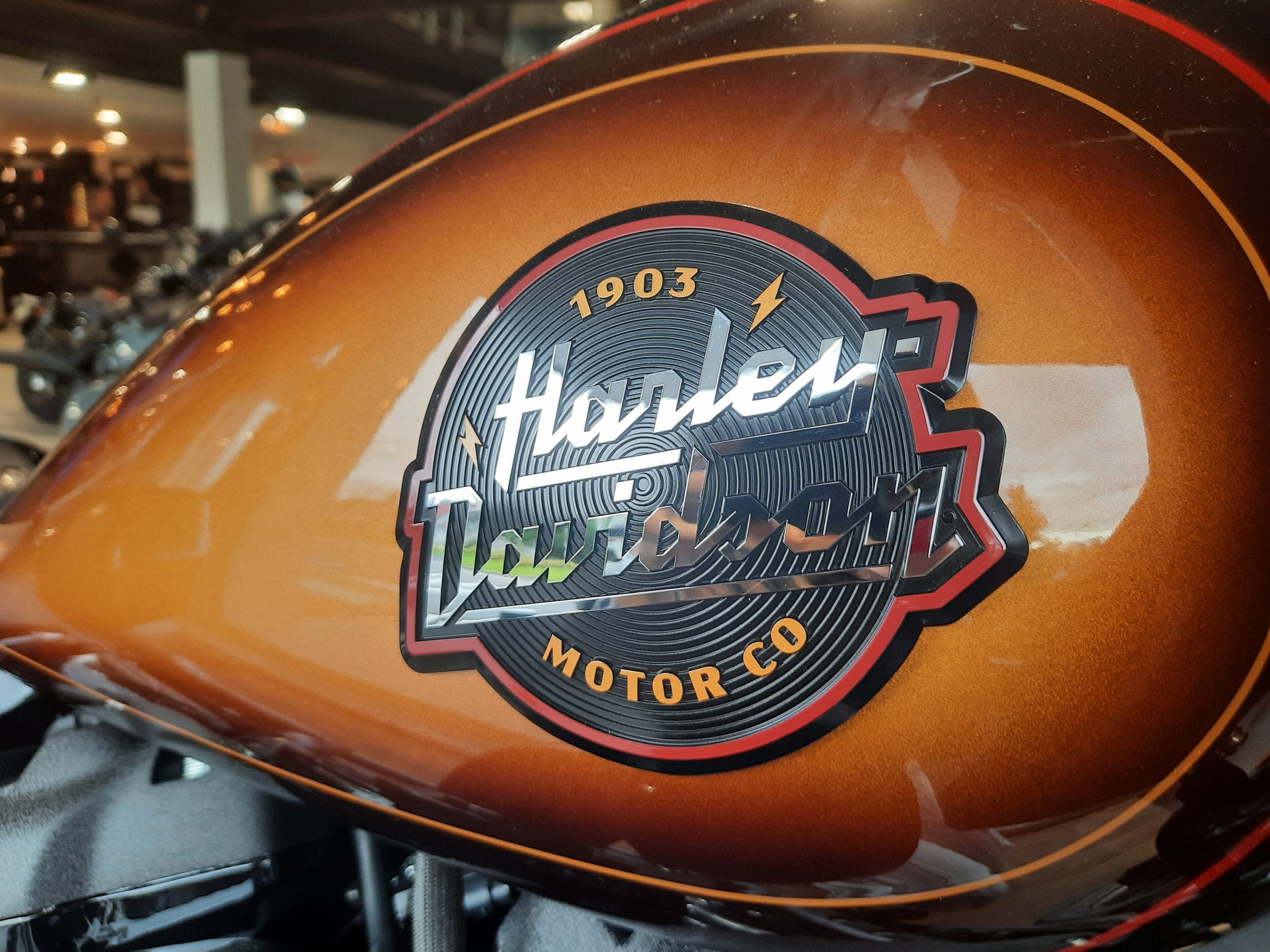 acheter une moto harley-davidson alpes