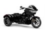 COULEUR : Vivid Black (+ 1 050 €)